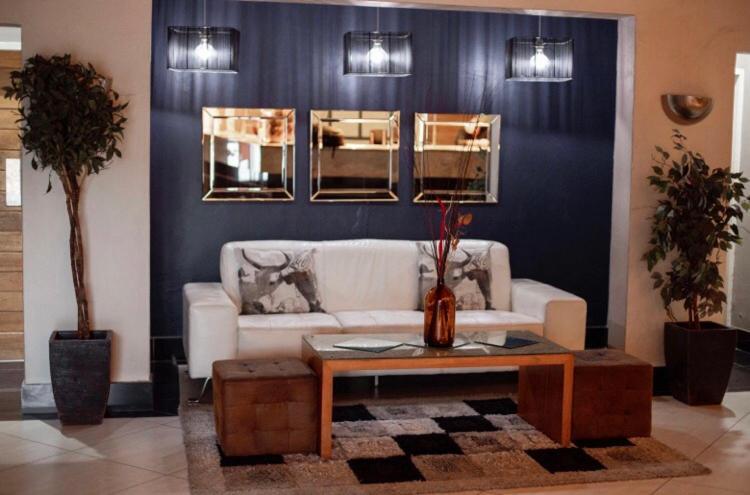 Cajori Hotel พาลาบอร์วา ภายนอก รูปภาพ