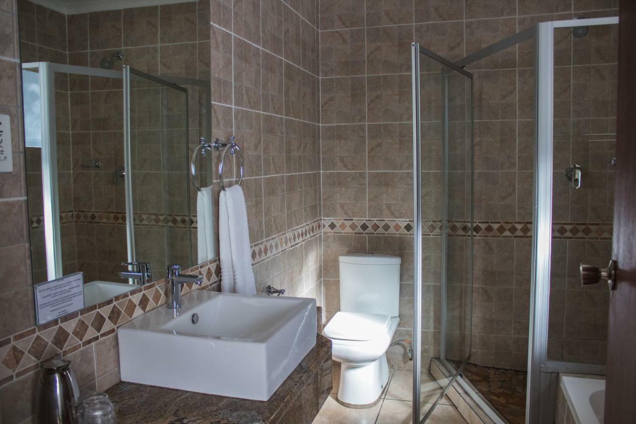 Cajori Hotel พาลาบอร์วา ภายนอก รูปภาพ