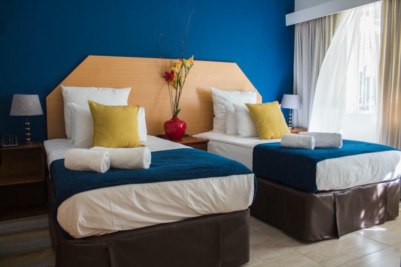 Cajori Hotel พาลาบอร์วา ภายนอก รูปภาพ