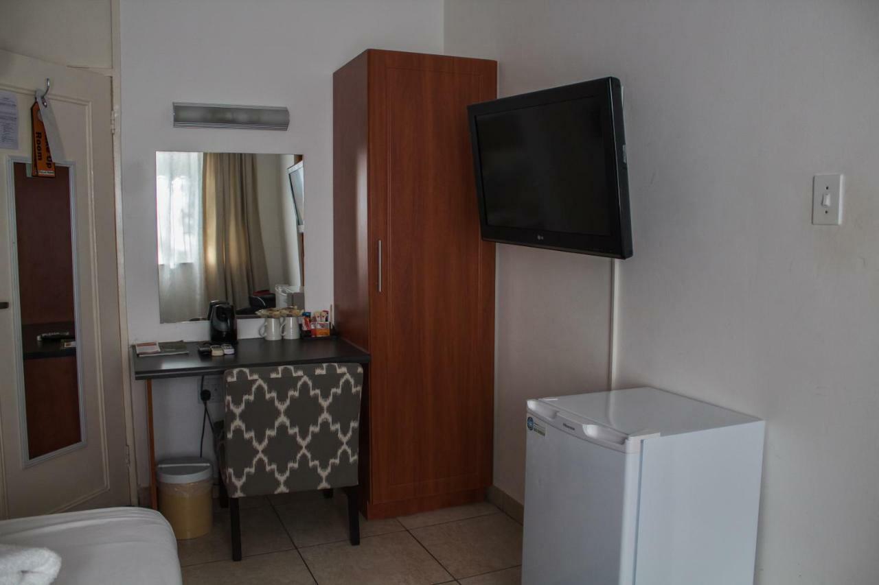 Cajori Hotel พาลาบอร์วา ภายนอก รูปภาพ